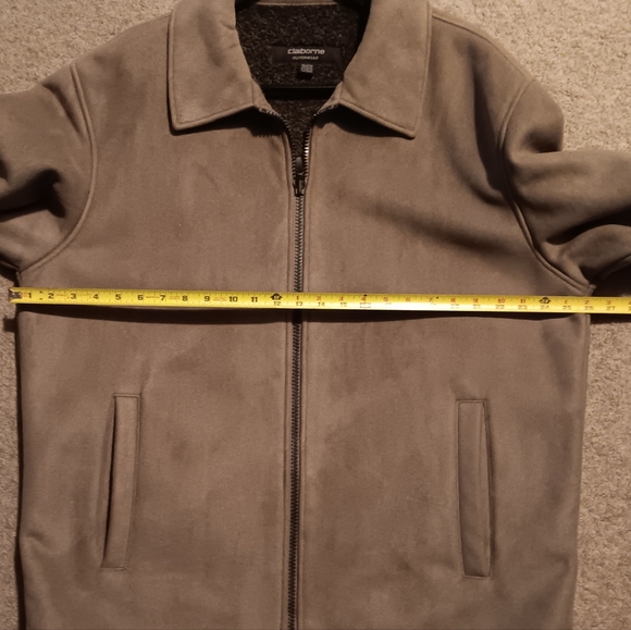 Claiborne Sueda XL zip up jacket - Picture 4 of 4